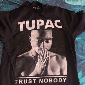 Tupac Black Graphic T-Shirt